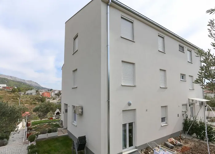 Apartament With A Parking Space Podstrana, Split - 12837 Podstrana