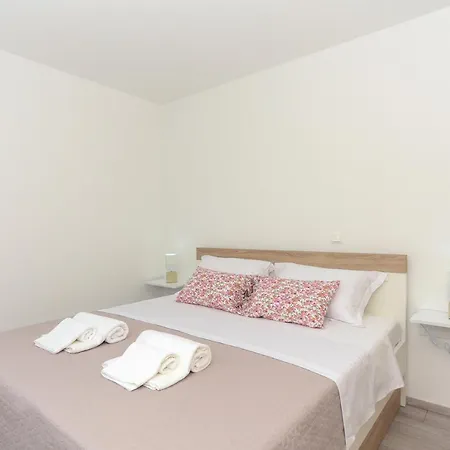 公寓 With A Parking Space Podstrana, Split - 12837 *