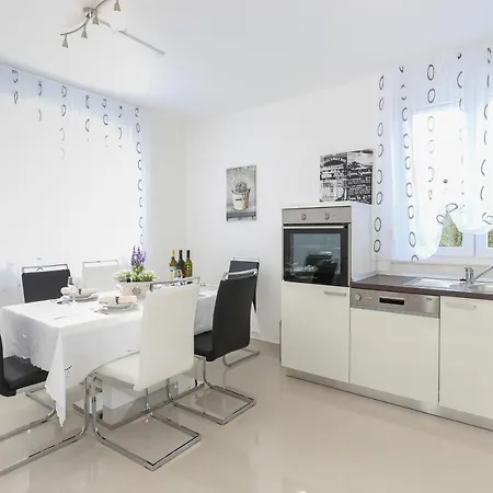 With A Parking Space Podstrana, Split - 12837 公寓 *